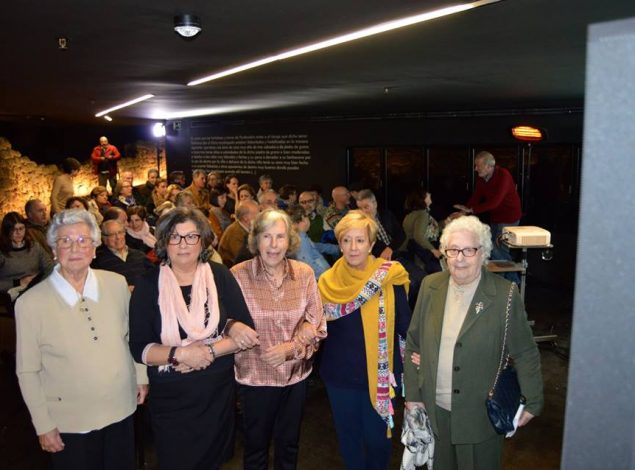 Margarita Caballero, María Lores, Amalia Bóveda, Mena Rey e Manuela Gómez Lodeiro no encontro do CITA